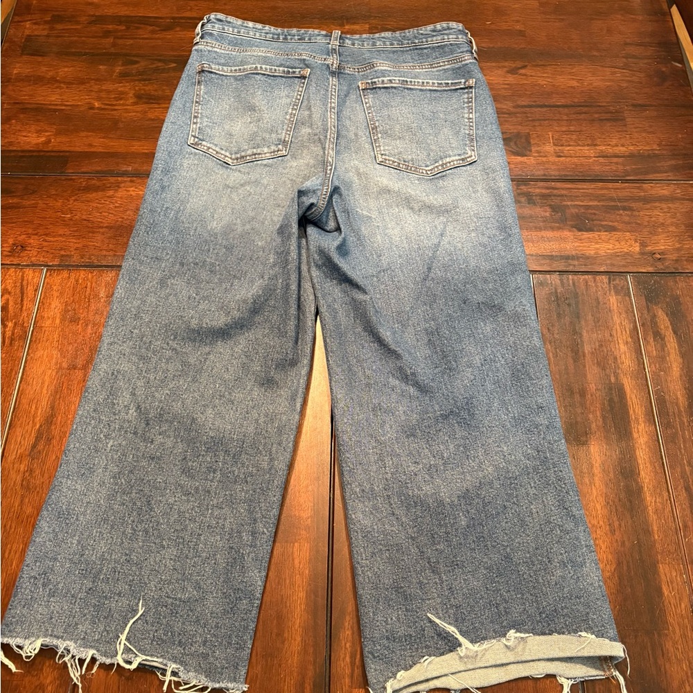 Women’s Wonderly Cropped Wide Leg Raw Hem Jeans Size 10R - Picture 4 of 7
